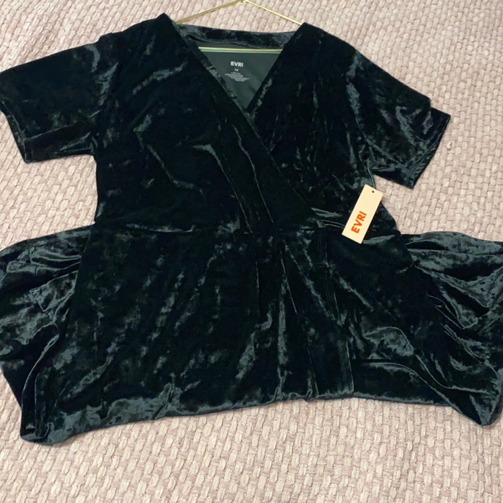 Evri Plus size black velvet dress